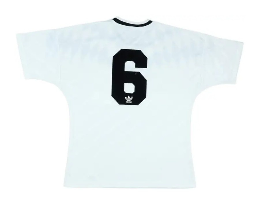 Beşiktaş 94-95 Local 2