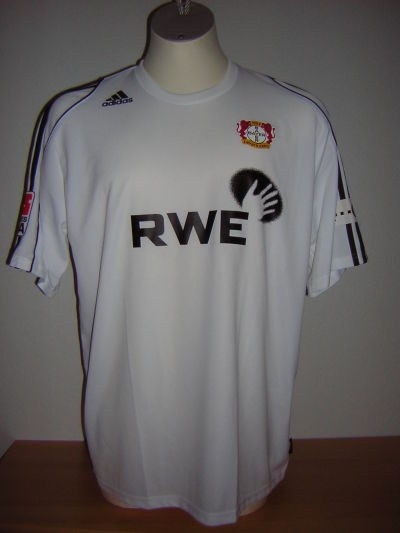 Tercera equipación de Bayer Leverkusen 06-07
