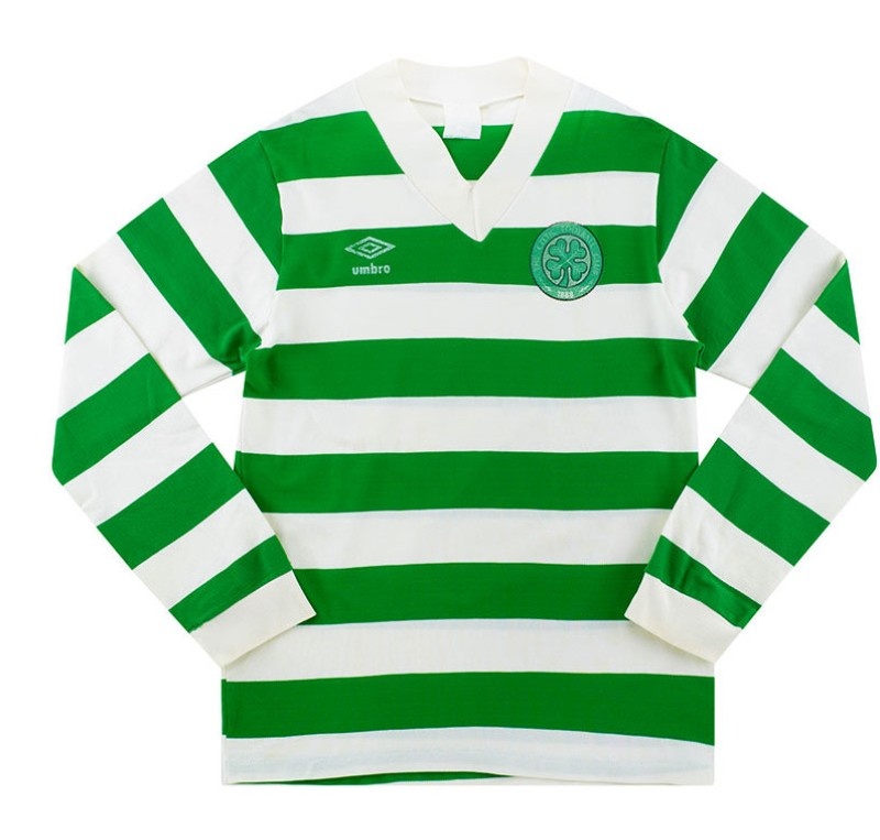 Primera equipación de Celtic 80-81