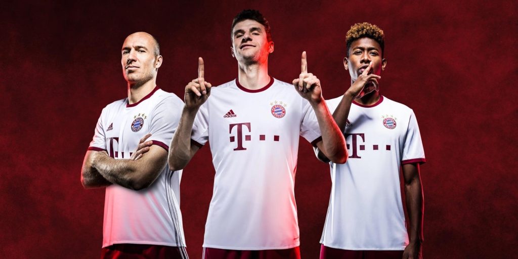 Bayern München 16-17 Tercera 4