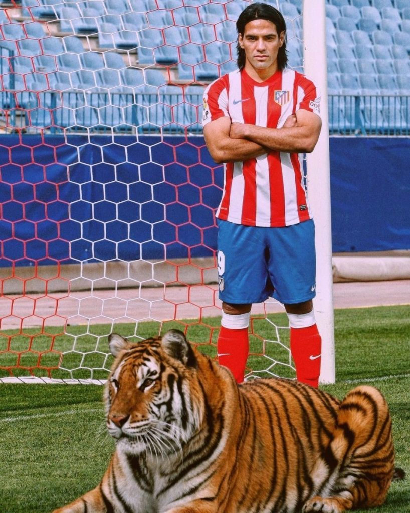 Atlético Madrid 11-12 Local 2