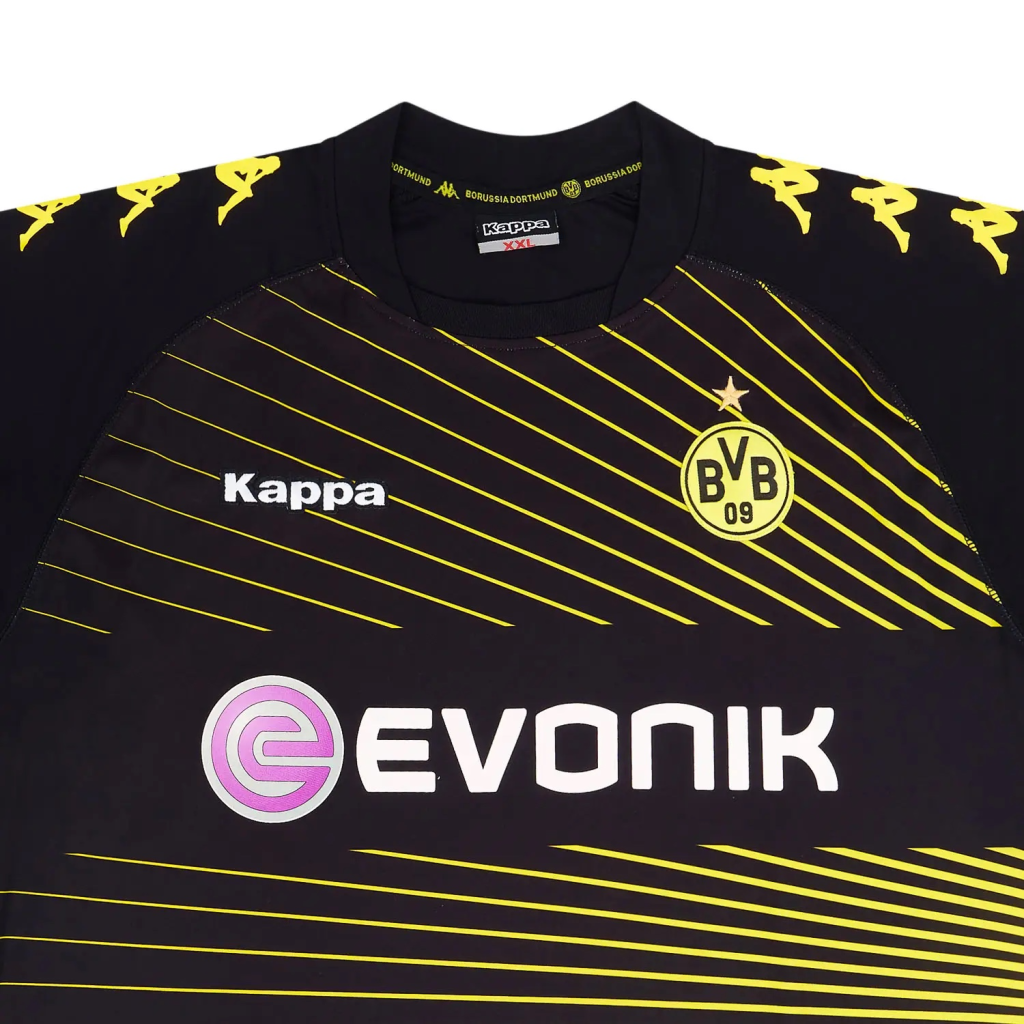 Borussia Dortmund 09-10 Visitante 3