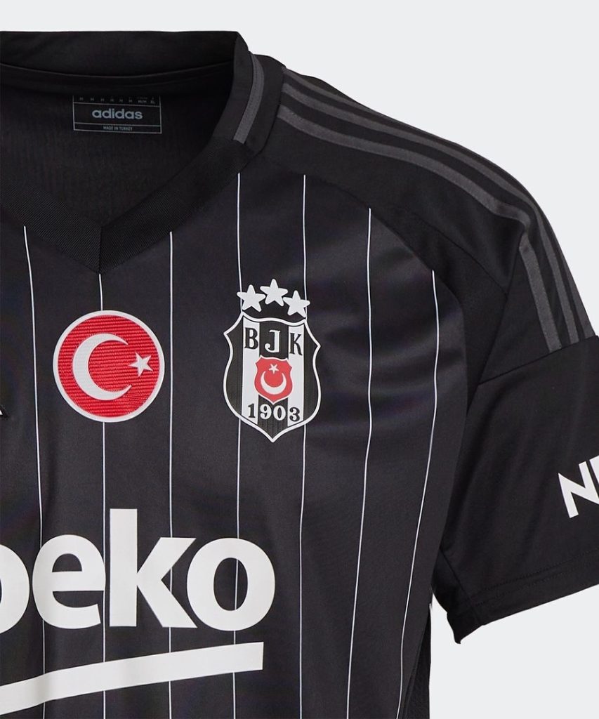 Beşiktaş 24-25 Visitante 3