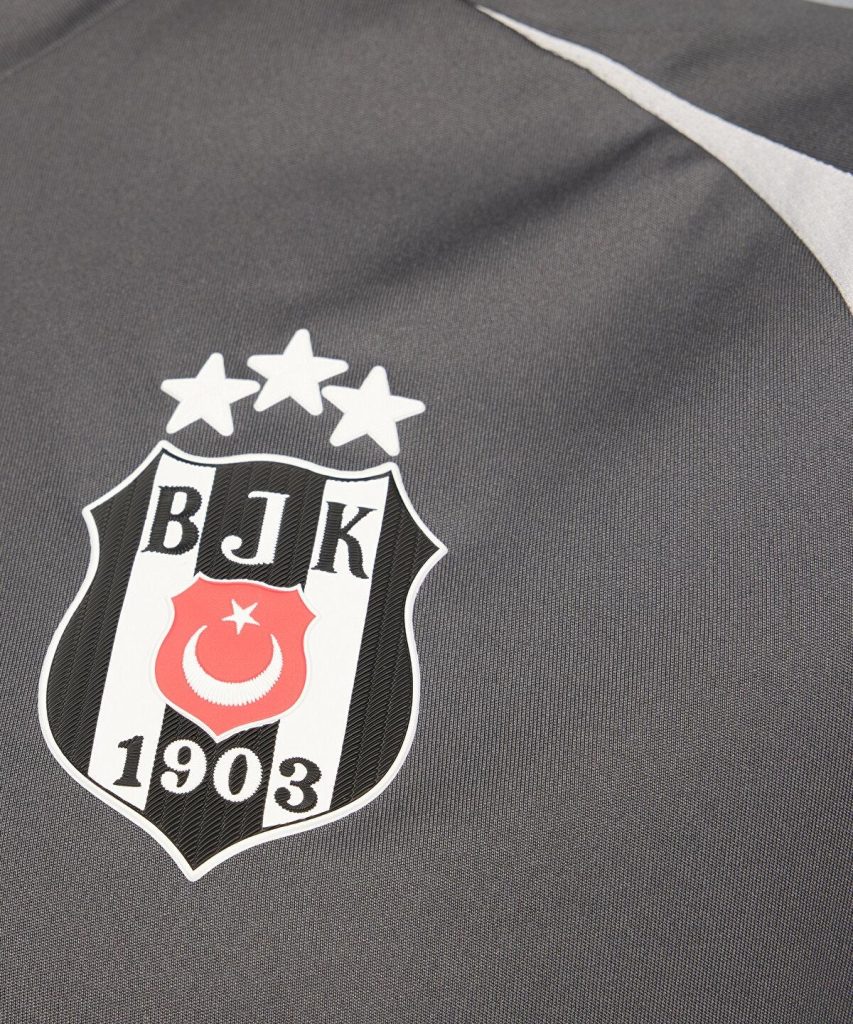 Beşiktaş 25-26 Cuarta 3