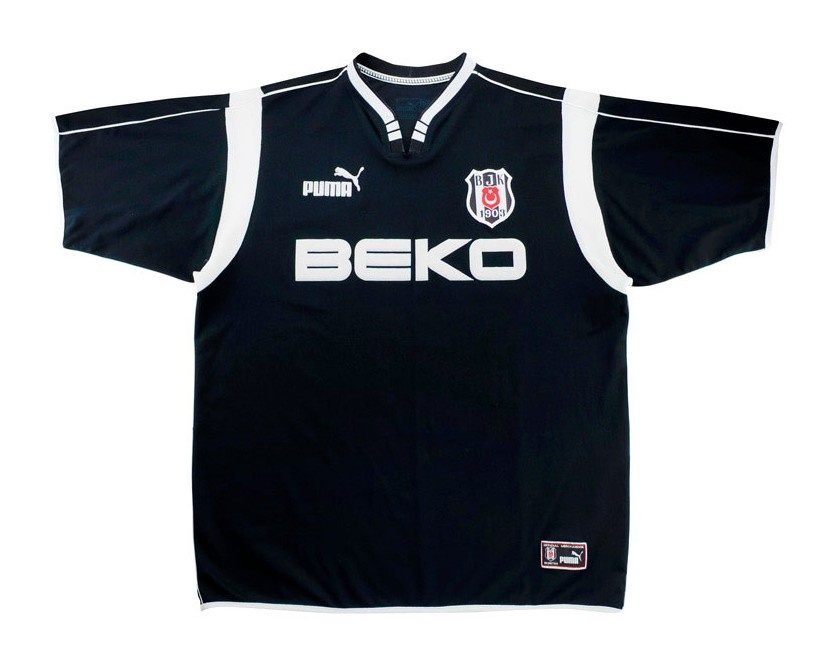 Cuarta de Besiktas 01-02