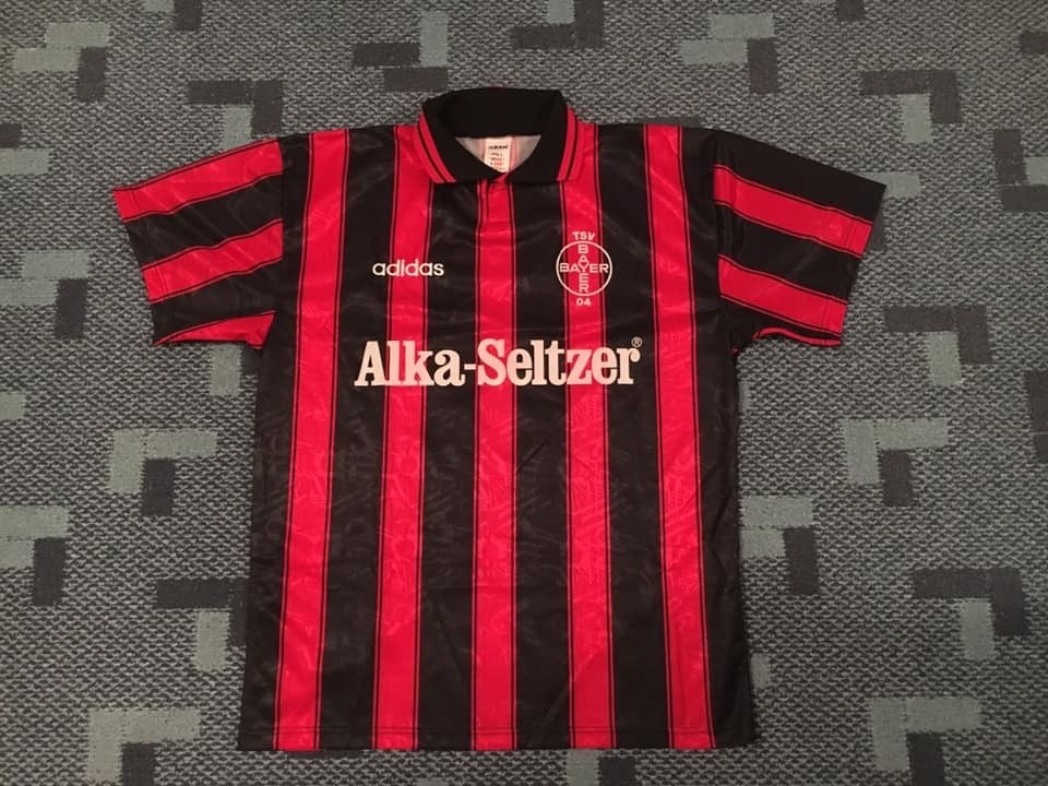 Bayer 04 Leverkusen 95-96 Local 3