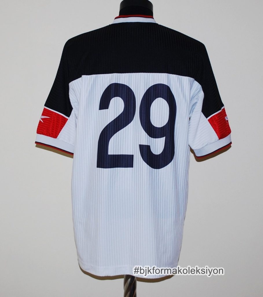 Beşiktaş 99-00 Tercera
