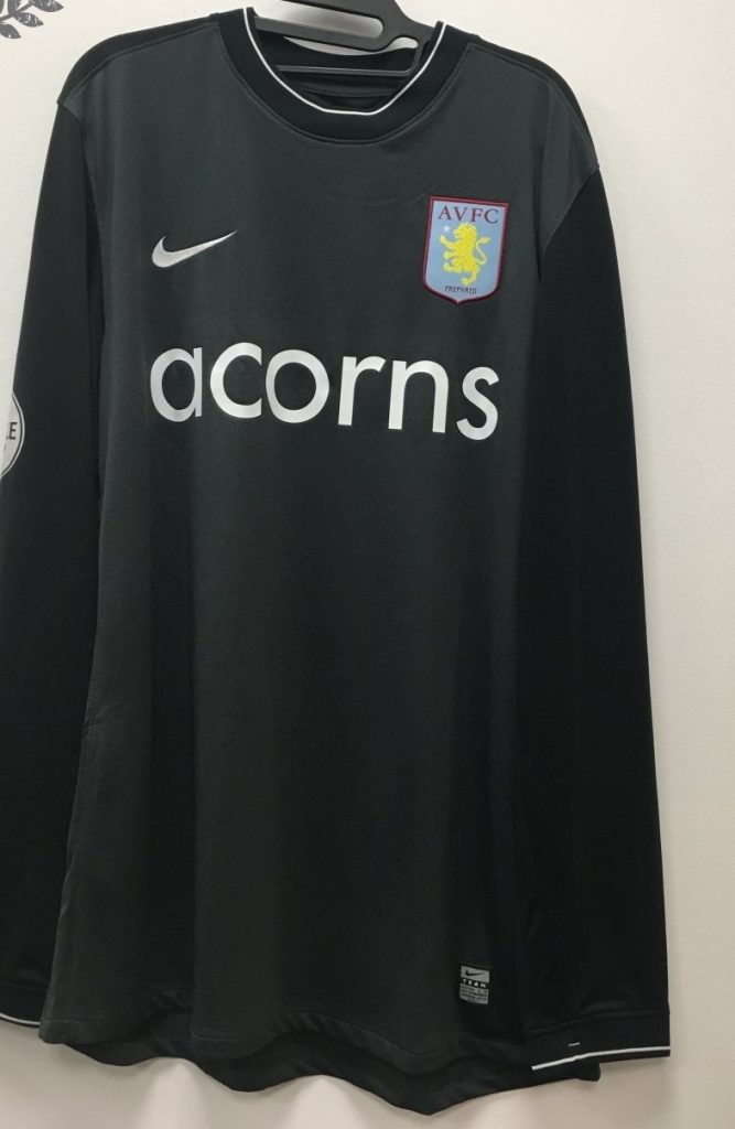 Aston Villa 09-10 Portero 2