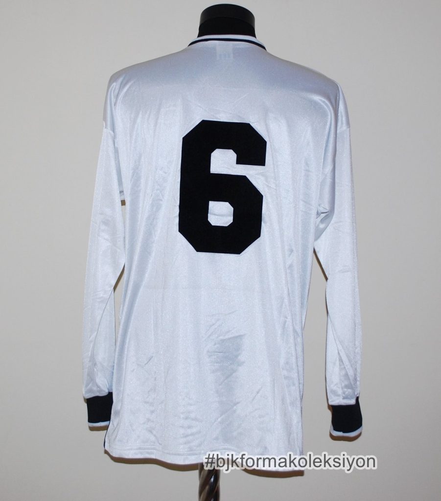 Beşiktaş 93-94 Local 2