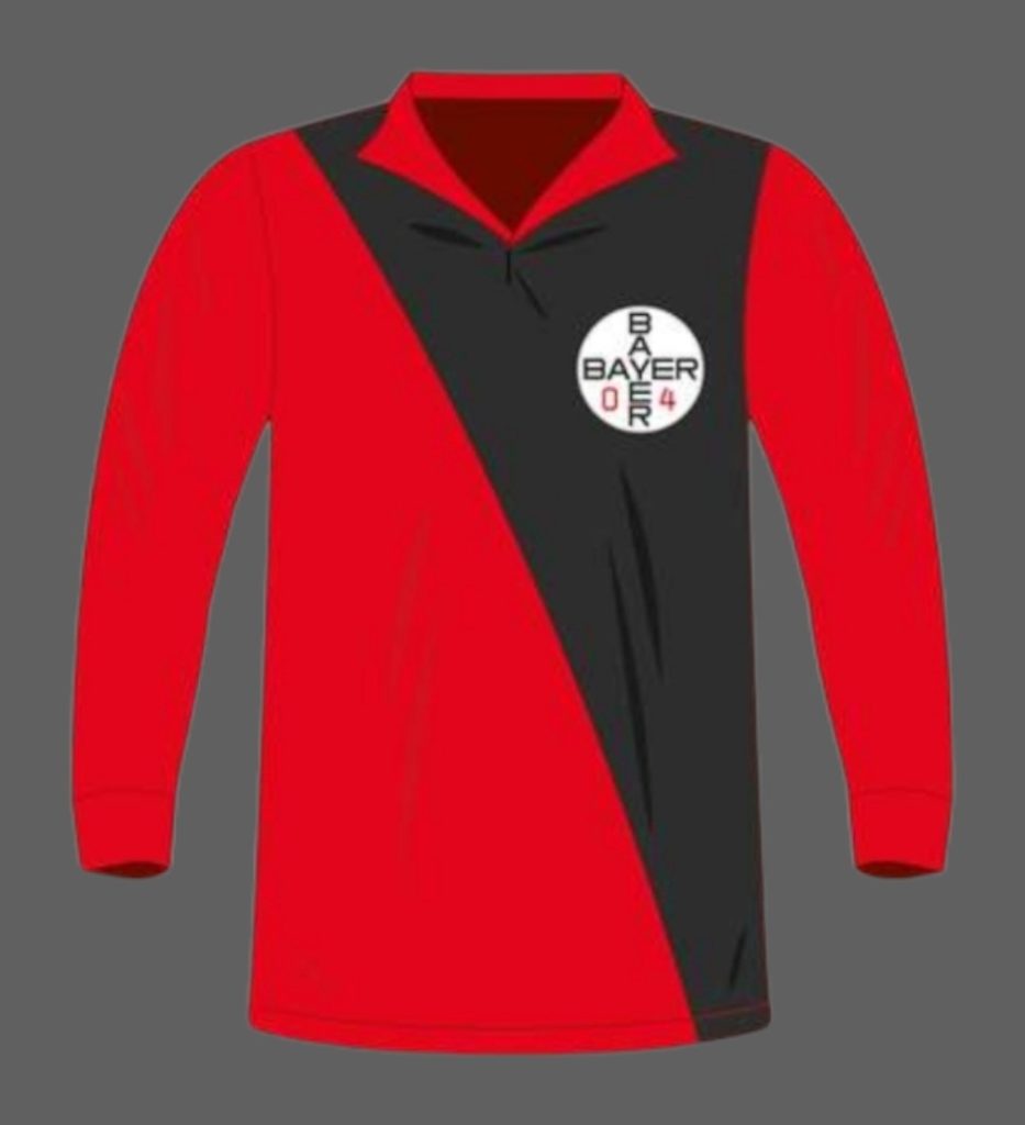 Primera equipación de Bayer Leverkusen 69-70