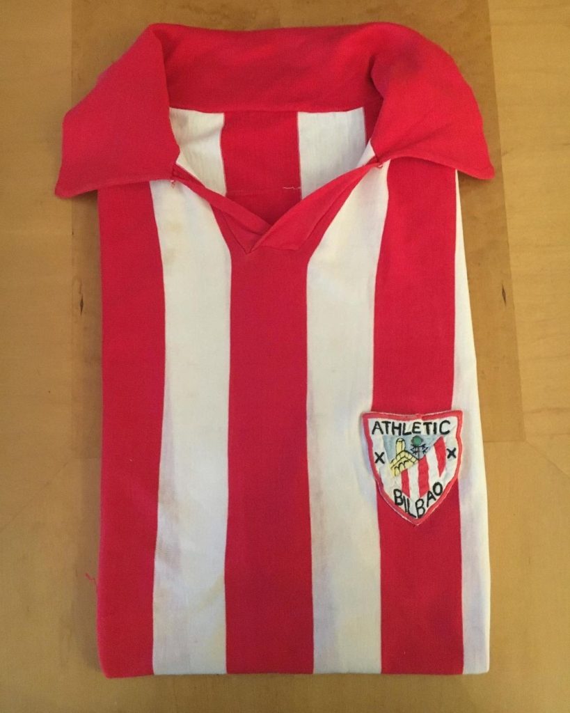 Primera equipación de Athletic 76-77