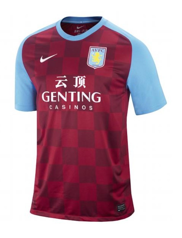 Primera equipación de Aston Villa 11-12
