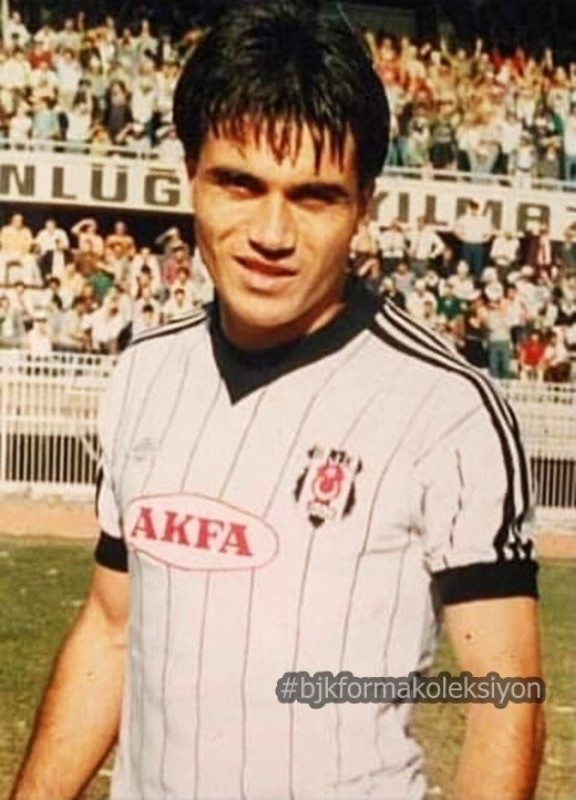 Beşiktaş 85-86 Local 4