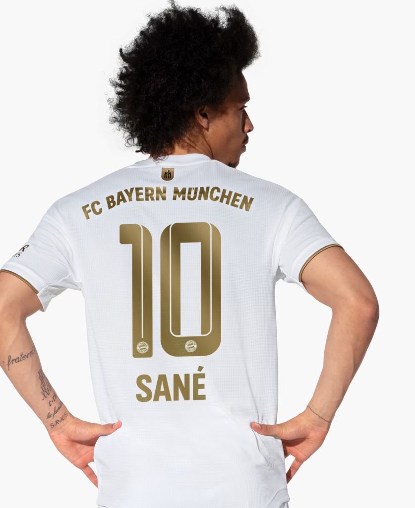 Bayern München 22-23 Visitante 3
