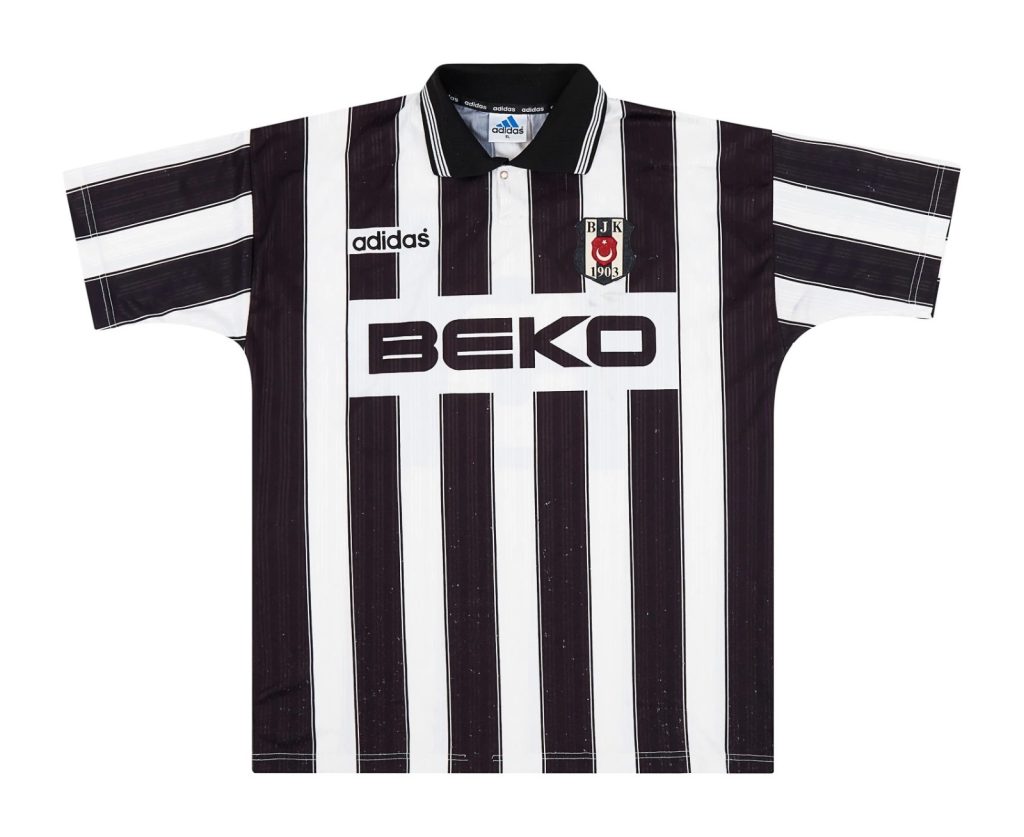 Segunda equipación de Besiktas 97-98