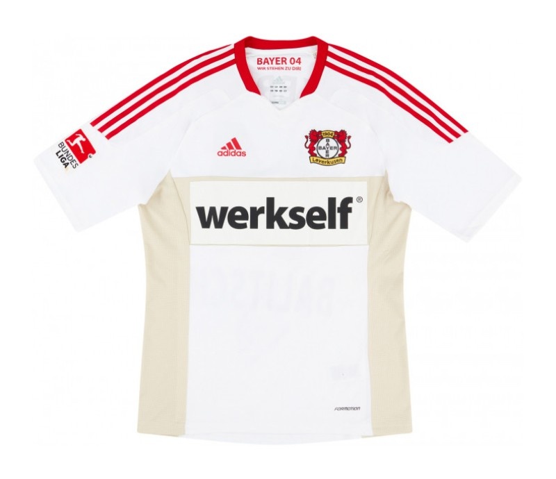 Segunda equipación de Bayer Leverkusen 11-12
