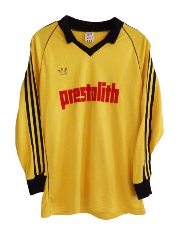 Primera equipación de Borussia Dortmund 79-80
