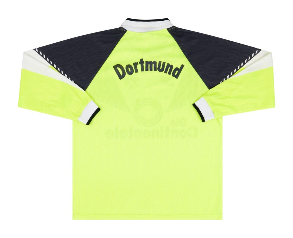 Borussia Dortmund 90-91 Local 2