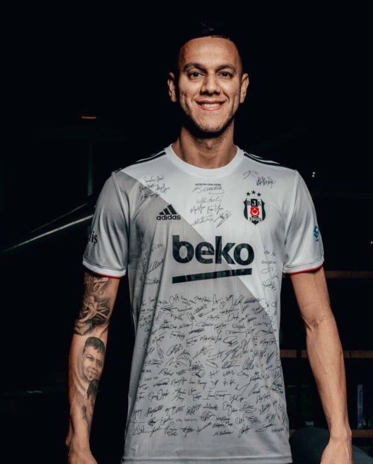Beşiktaş 20-21 Local 3
