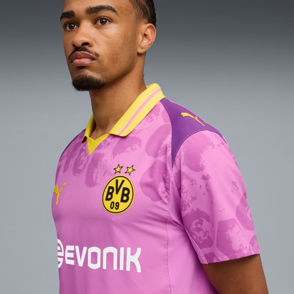 Borussia Dortmund 2025 Portero 3