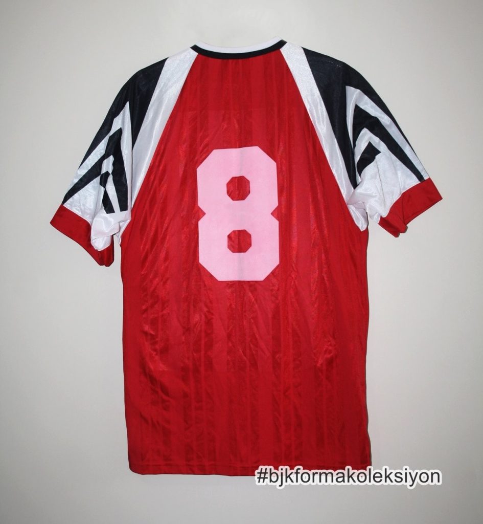 Beşiktaş 95-96 Visitante 2