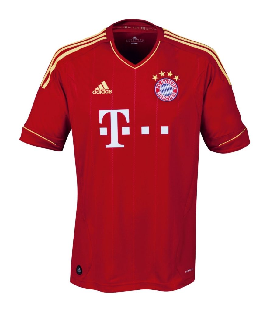 Primera equipación de Bayern Múnich 11-12