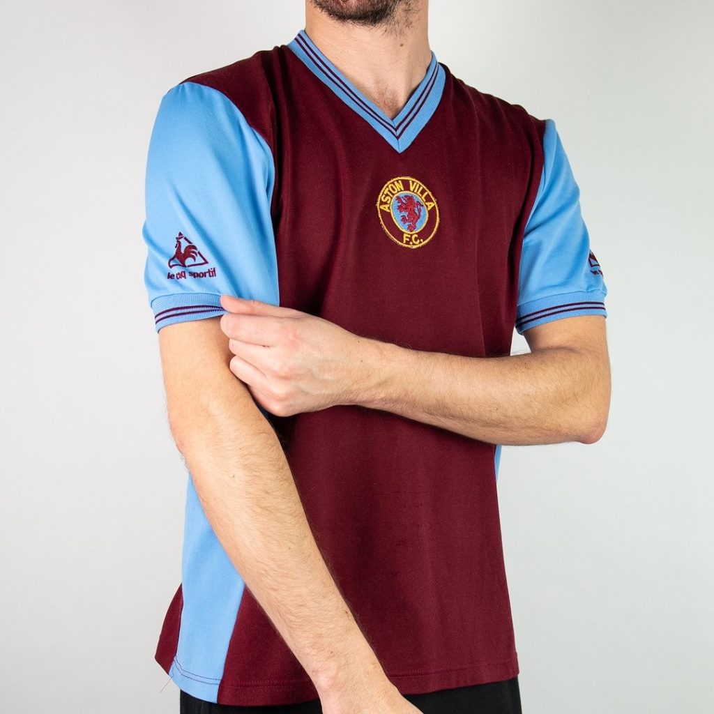 Aston Villa 81-82 Local 2