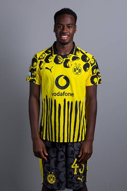 Borussia Dortmund 2025 Local 4