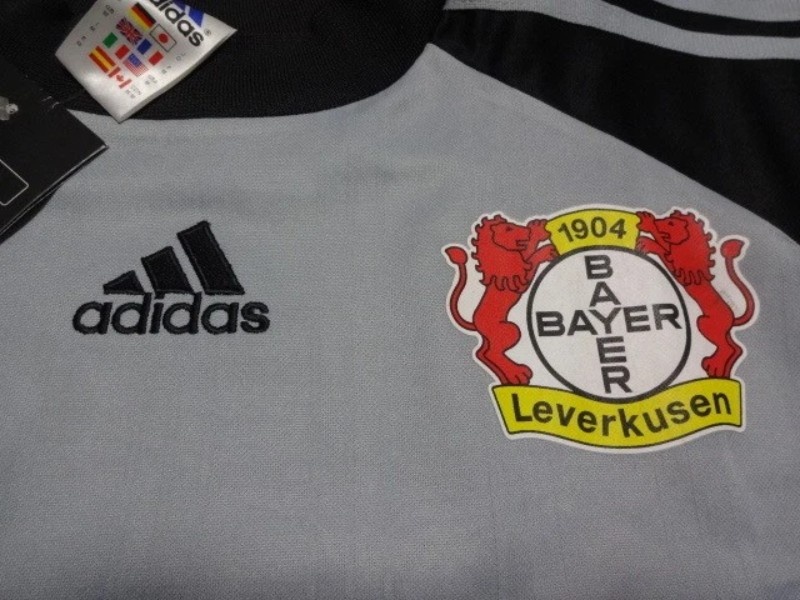 Bayer 04 Leverkusen 03-04 Portero 3