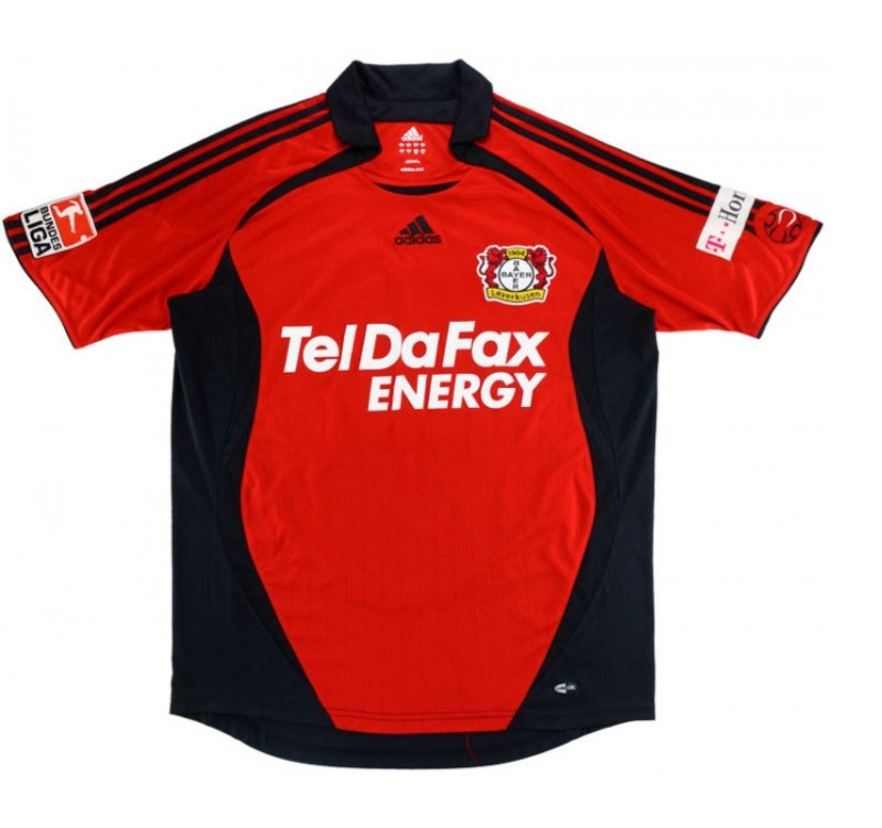 Primera equipación de Bayer Leverkusen 07-08