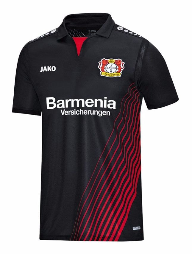 Primera equipación de Bayer Leverkusen 17-18