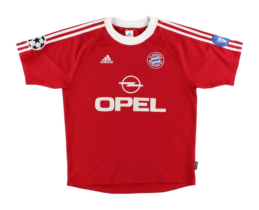 Equipación especial de Bayern Múnich 00-01