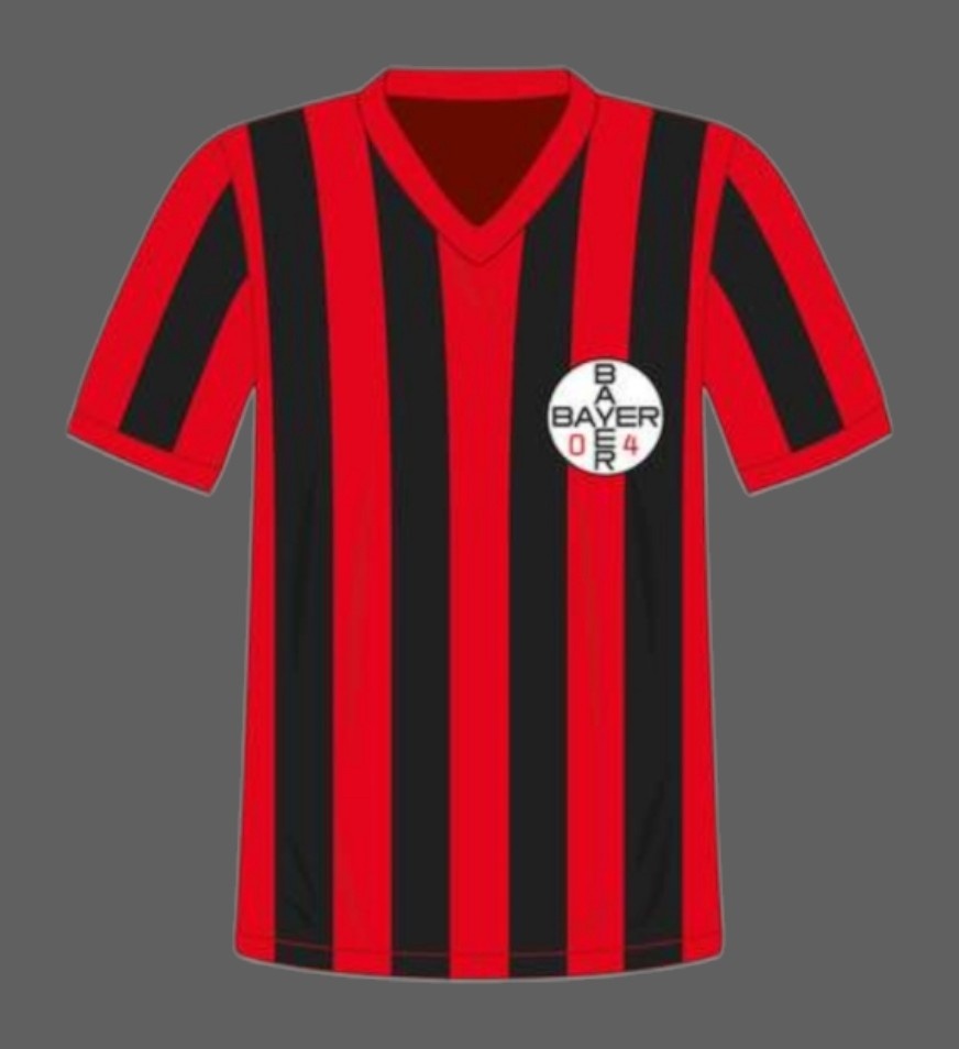Primera equipación de Bayer Leverkusen 70-71