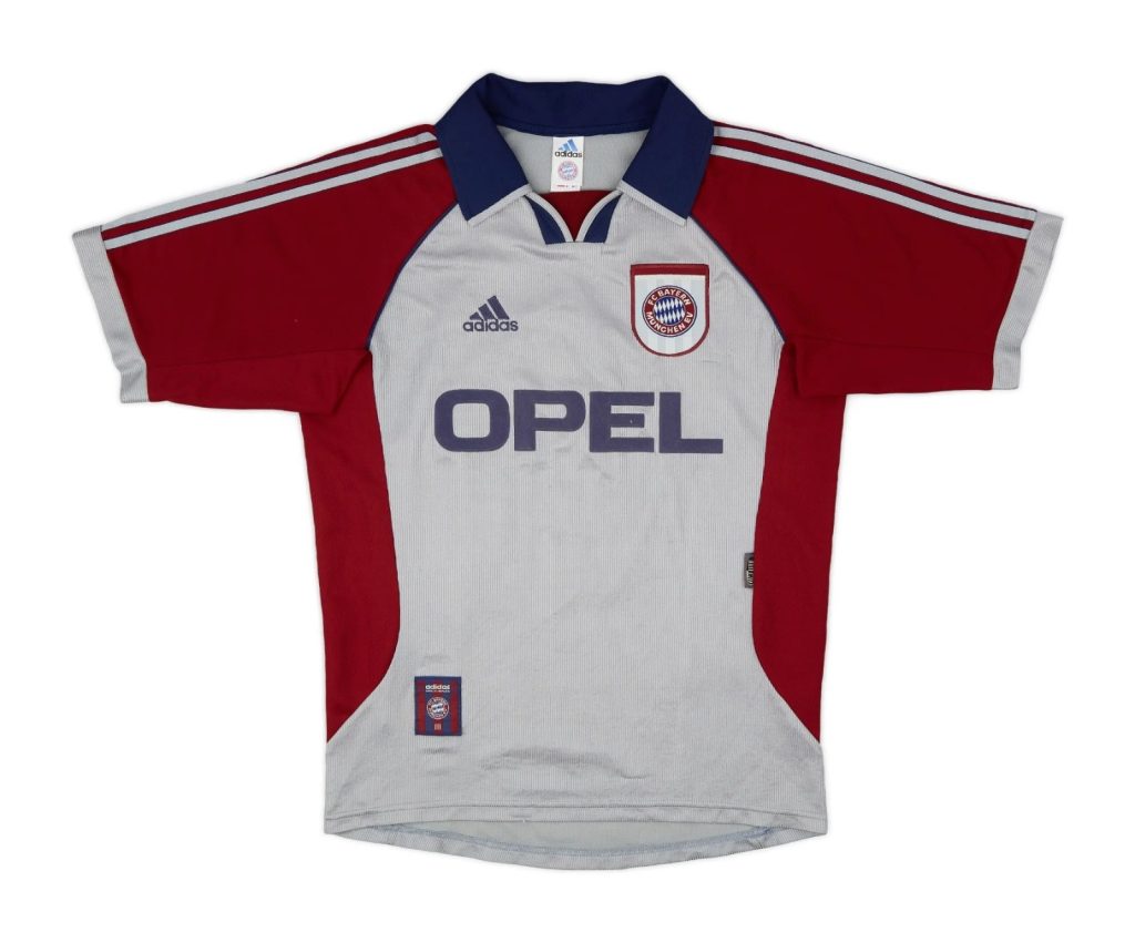 Tercera equipación de Bayern Múnich 98-99