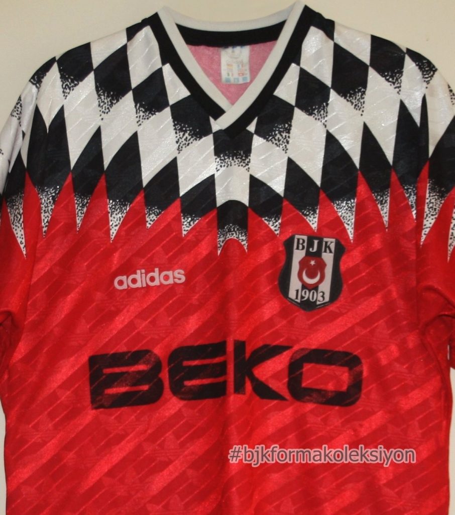 Beşiktaş 94-95 Visitante 3