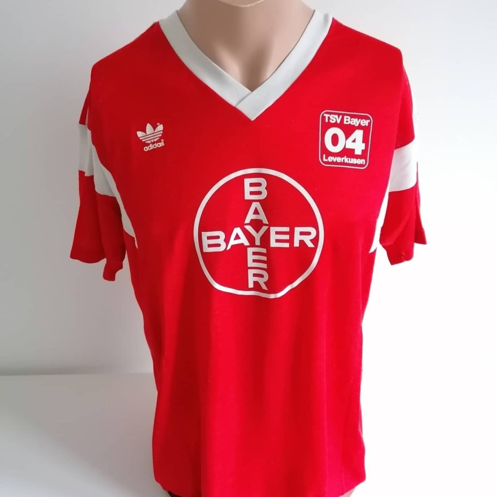 Bayer 04 Leverkusen 87-88 Local 2