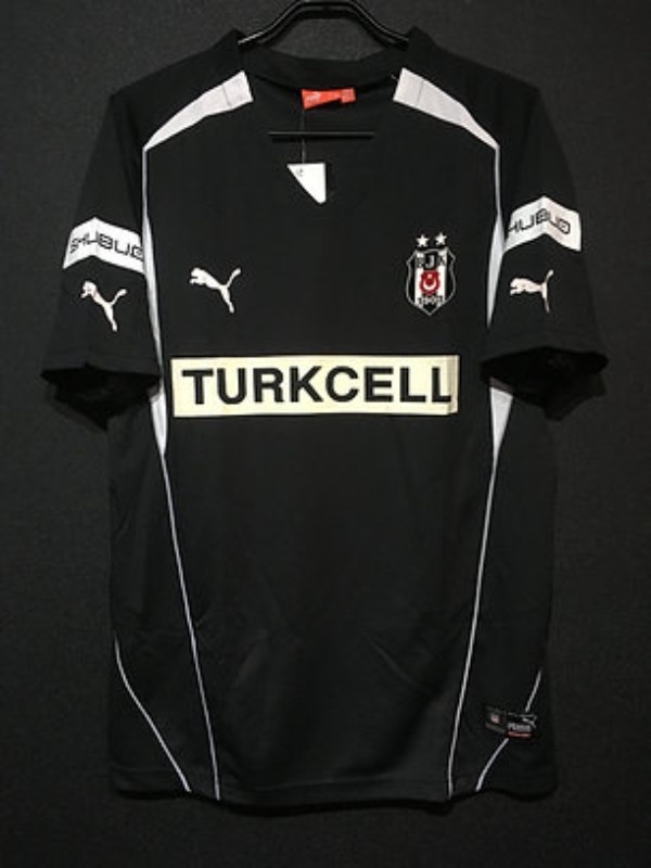 Cuarta de Besiktas 04-05