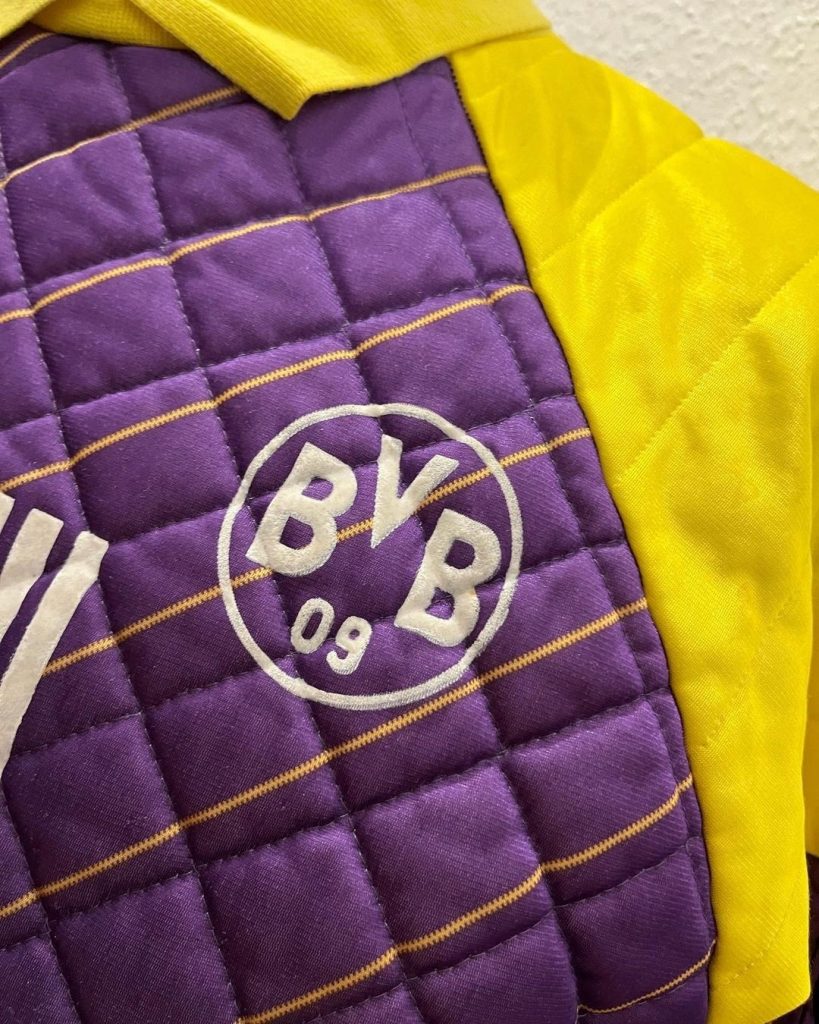 Borussia Dortmund 91-92 Portero 3
