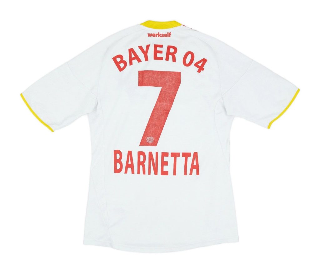Bayer 04 Leverkusen 09-10 Visitante 2
