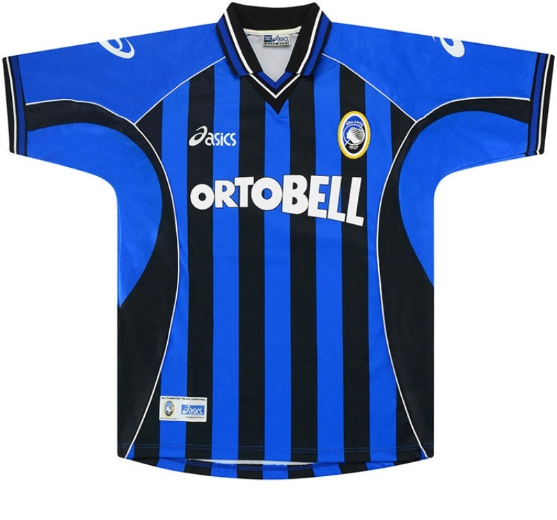 Primera equipación de Atalanta 01-02