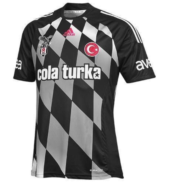 Tercera equipación de Besiktas 09-10