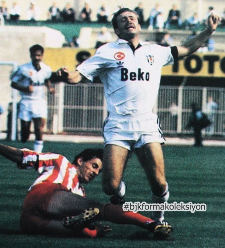 Beşiktaş 91-92 Local 3