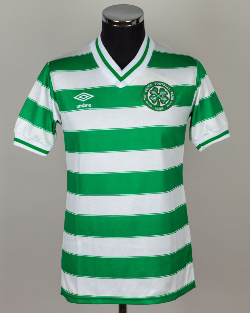 Primera equipación de Celtic 82-83