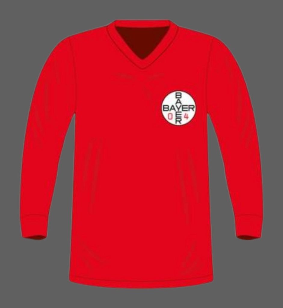 Primera equipación de Bayer Leverkusen 69-70