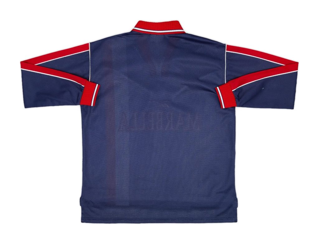 Atlético Madrid 98-99 Visitante 4