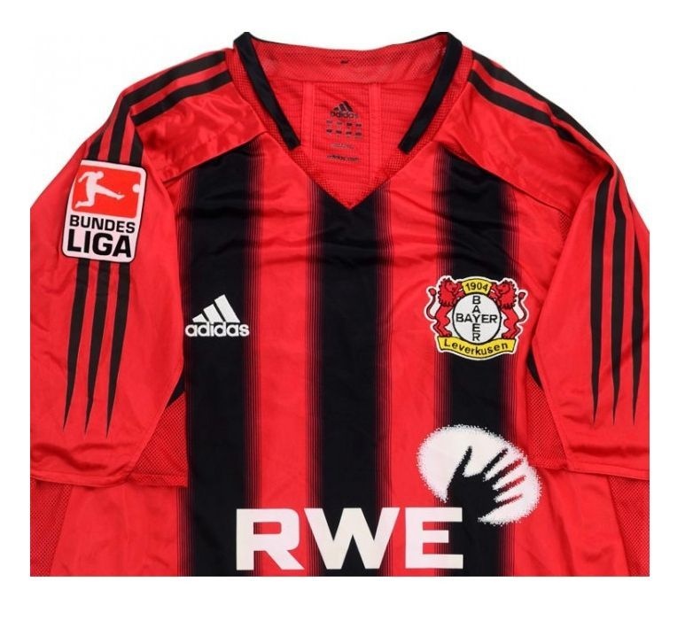 Bayer 04 Leverkusen 04-05 Local 3