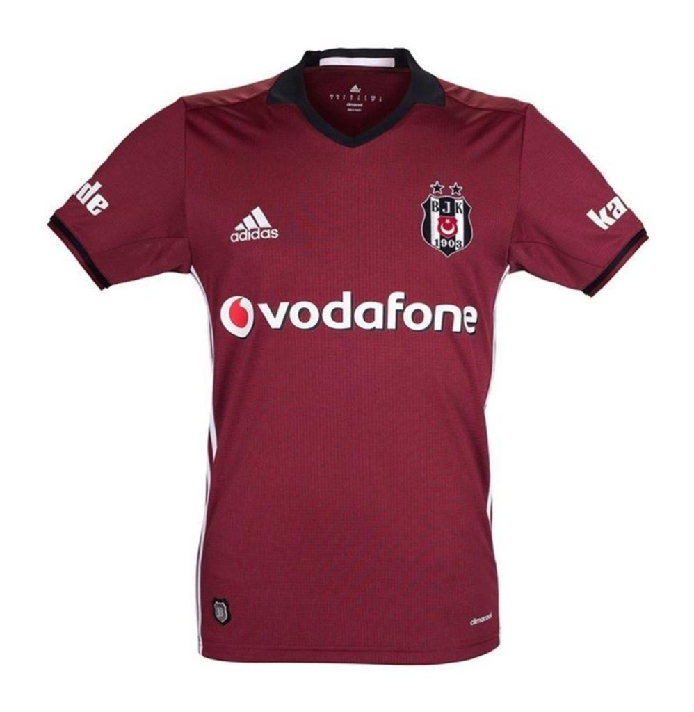 Tercera equipación de Besiktas 16-17