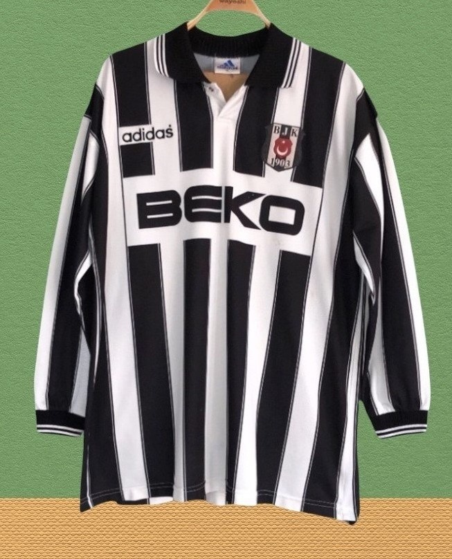 Beşiktaş 97-98 Visitante 2