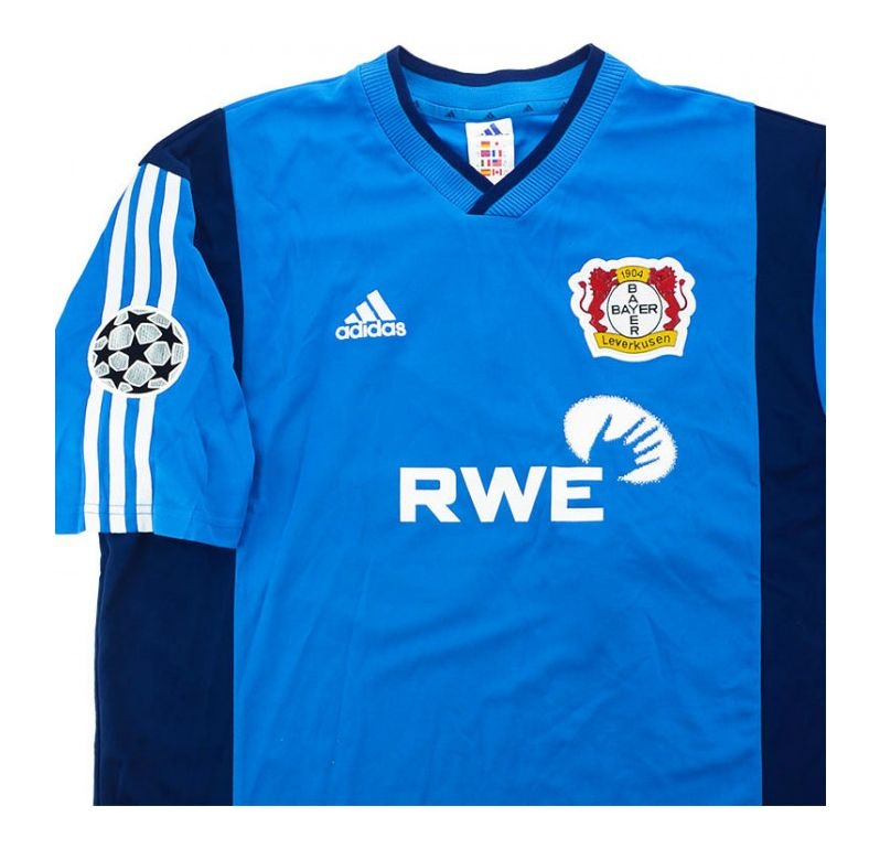 Bayer 04 Leverkusen 02-03 Visitante 3