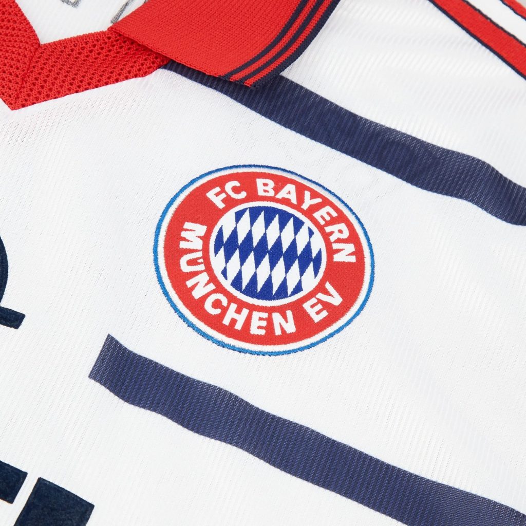 Bayern München 98-99 Visitante 3